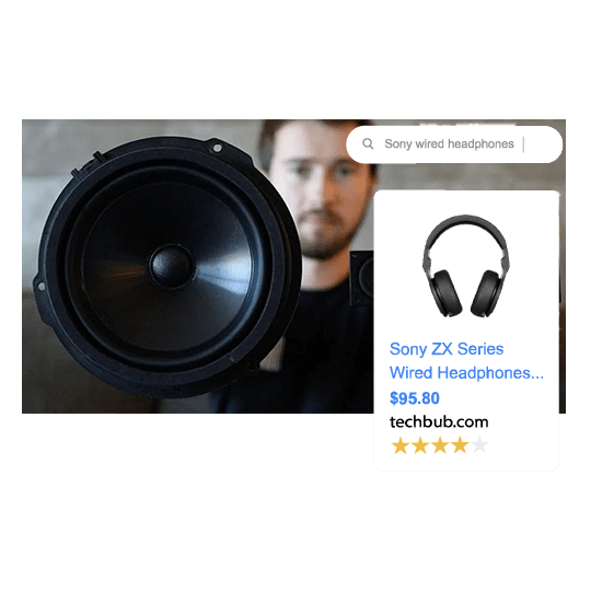 the-ecommerce-audio-store-owner-is-holding-audio-speakers_v2